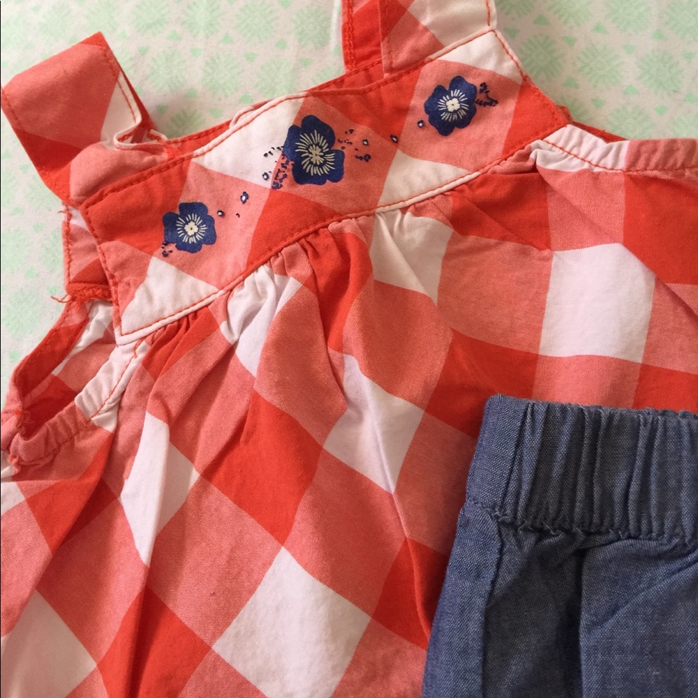 Carter’s Set - Picture 2 of 2